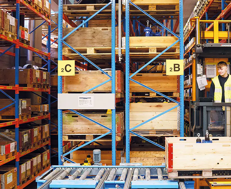 Logistiker_in.jpg